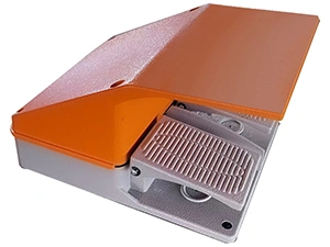 Тестораскаточная машина напольная