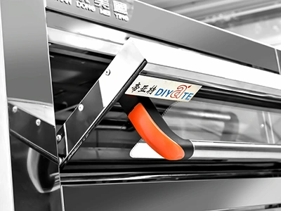 Тестораскаточная машина напольная