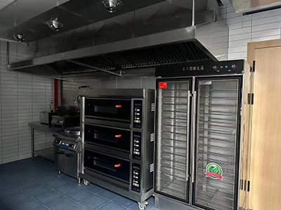 Тестораскаточная машина напольная