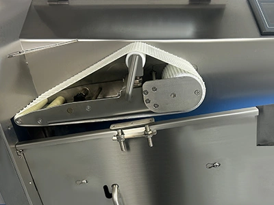 Машина для нарезки вареного мяса на слайсы