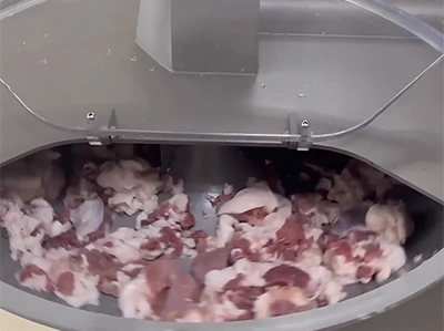 Результат измельчения мяса куттером CNMY