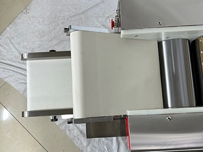 Автоматическая тестораскаточная машина